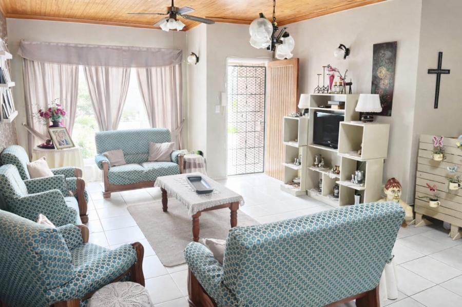 3 Bedroom Property for Sale in Pellissier Free State